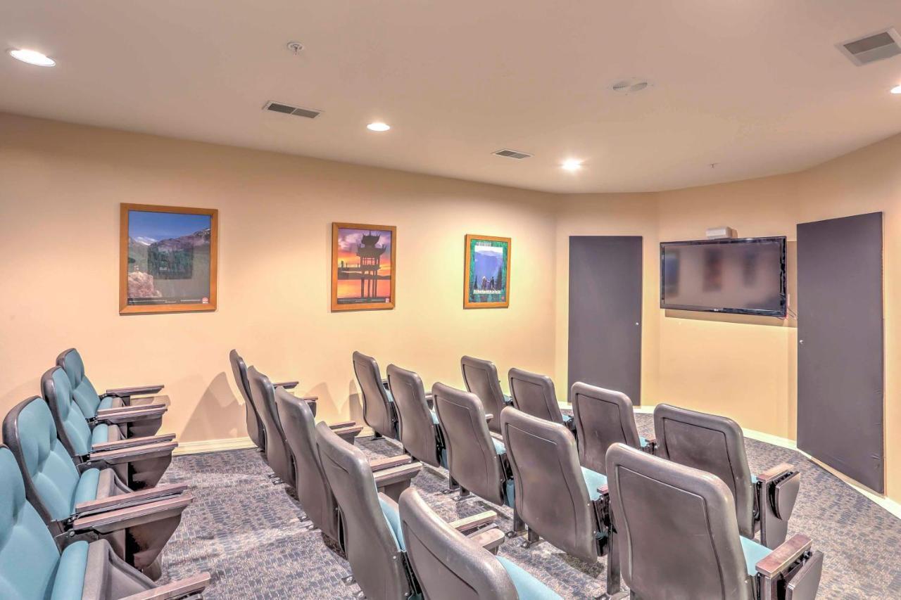 Branson Condo On Golf Course, 4 Mi To Downtown Екстериор снимка